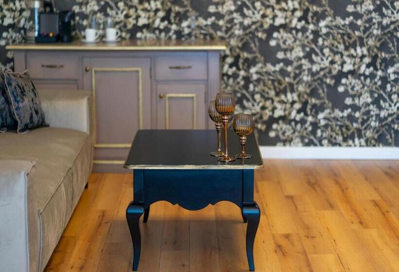 هتل Sia Boutique Apart