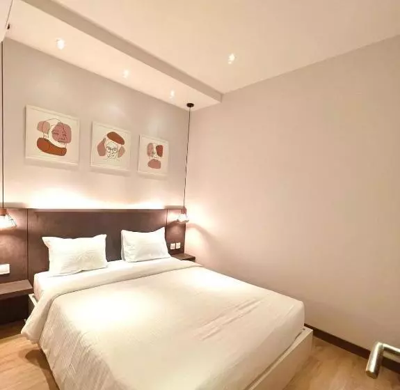 Oxy Suites 1 01 At Shop House Meisterstadt Pollux Habibie