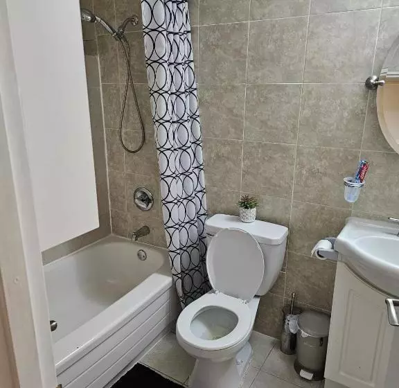 پانسیون Awesome Guest Suite