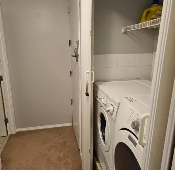 پانسیون Awesome Guest Suite