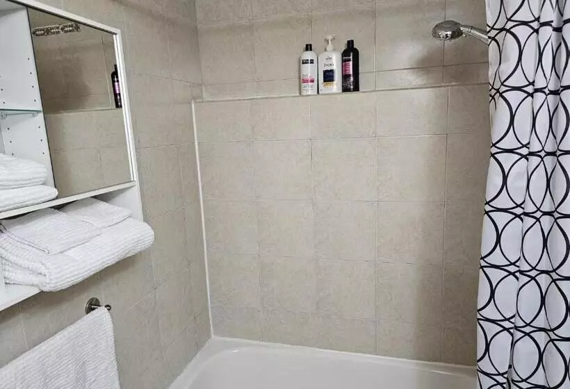 پانسیون Awesome Guest Suite