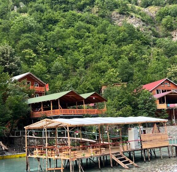 פנסיון Guesthouse Zgiboza