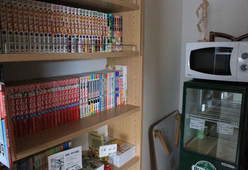 Guest House Hakodate Crossroad – Hostel