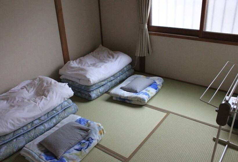 Guest House Hakodate Crossroad – Hostel