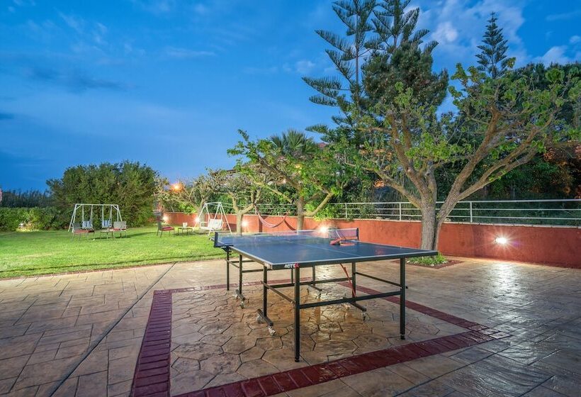 Armonia Studios & Apartments