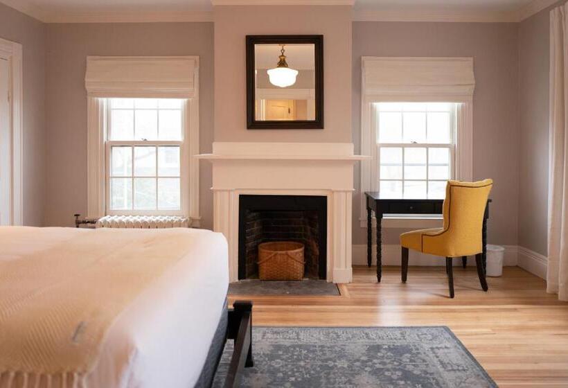 צימר Onesixtyfive, The Inn On Park Row