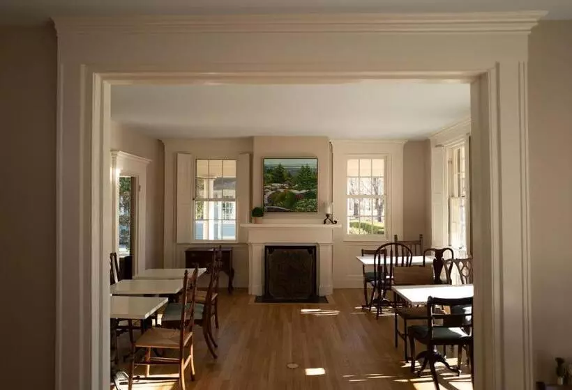 تختخواب و صبحانه Onesixtyfive, The Inn On Park Row