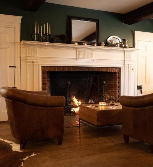 צימר Onesixtyfive, The Inn On Park Row