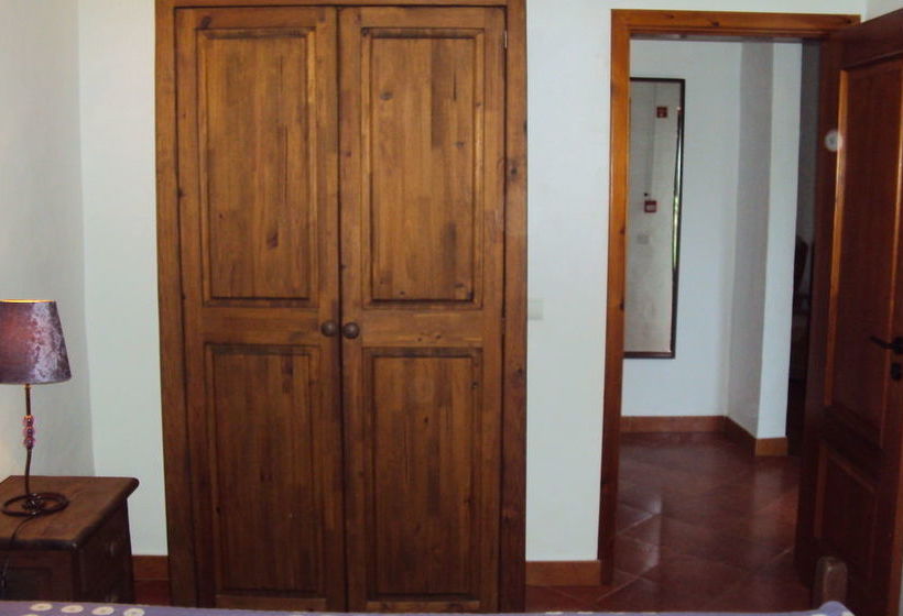 Apartamentos Canal Da Agua