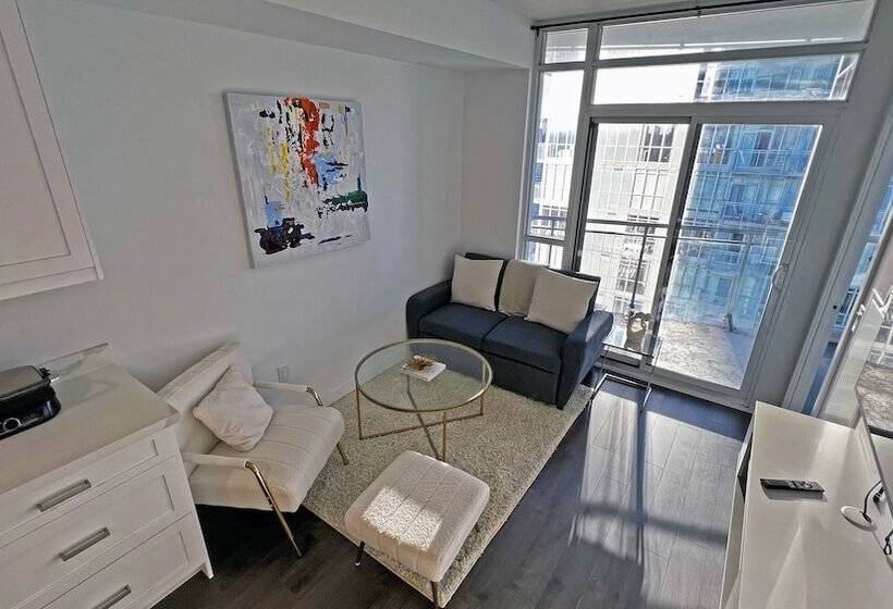 Beautiful Downtown Toronto Condo