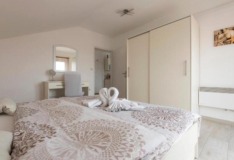 فندق Apartments Batur