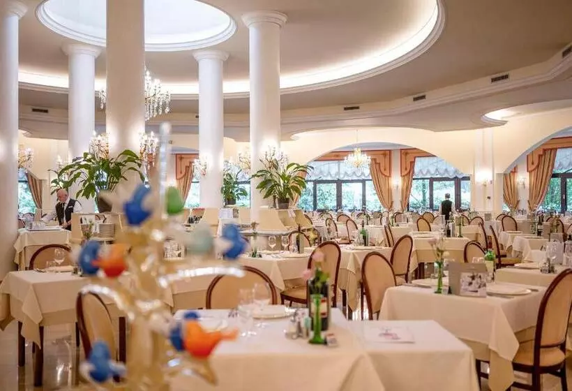 ホテル Apollo Terme