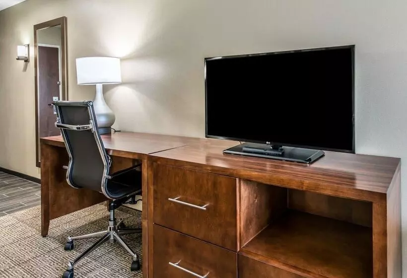 ホテル Comfort Suites Dunnellon Near Rainbow Springs