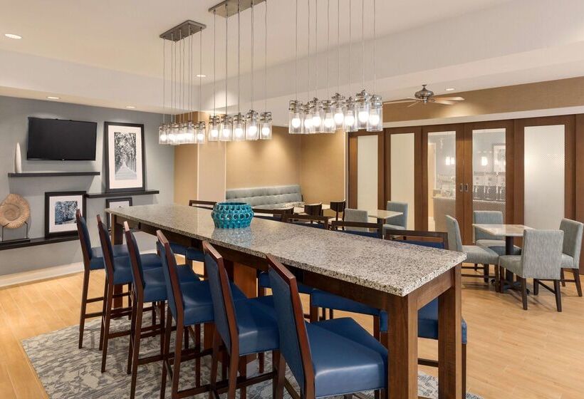 בית מלון כפרי Hampton Inn Bartow