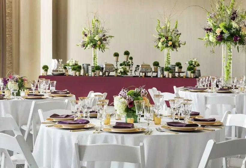 ホテル Hampton Inn & Suites Napa