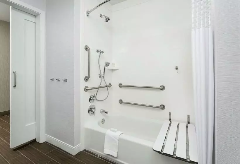 ホテル Hampton Inn & Suites Napa