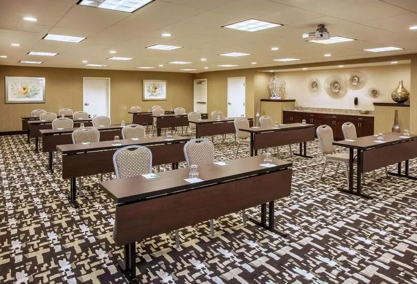 ホテル Homewood Suites By Hilton Munster
