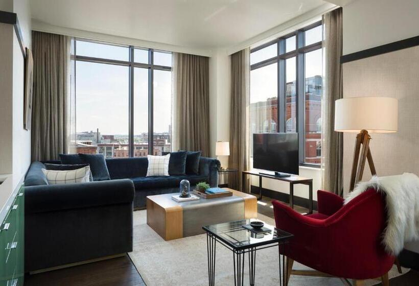 Kimpton Journeyman Hotel, An Ihg