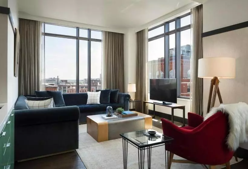 Kimpton Journeyman Hotel, An Ihg