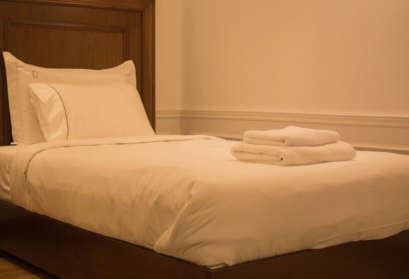 בית מלון כפרי Opera