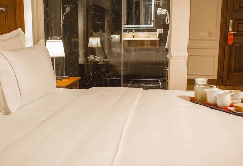 בית מלון כפרי Opera