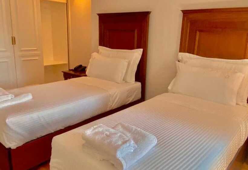 בית מלון כפרי Opera