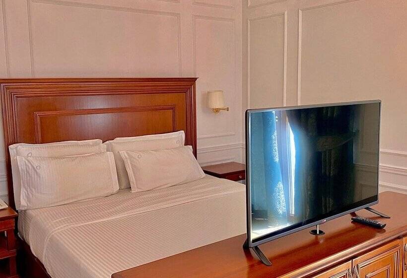 בית מלון כפרי Opera