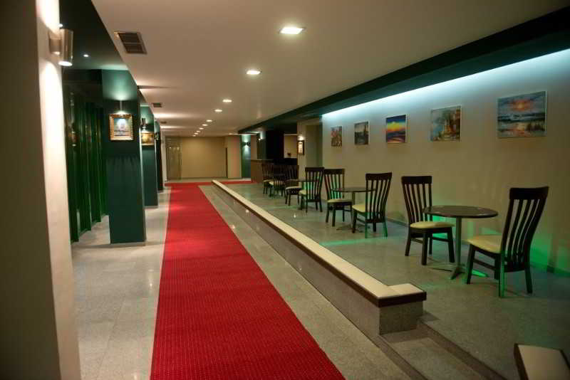 ホテル & Medspa Siret