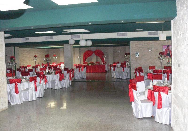 ホテル & Medspa Siret