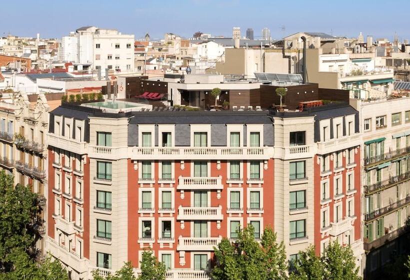 Отель The Corner