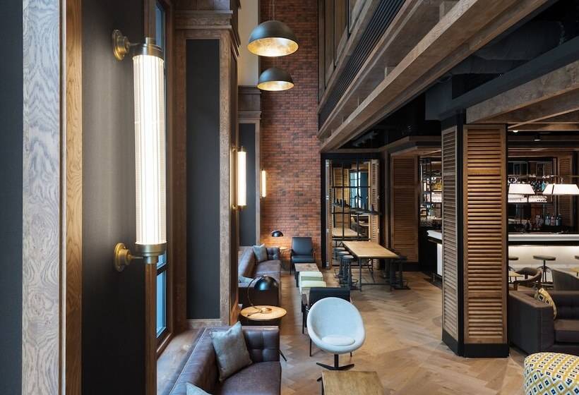 Отель The Corner