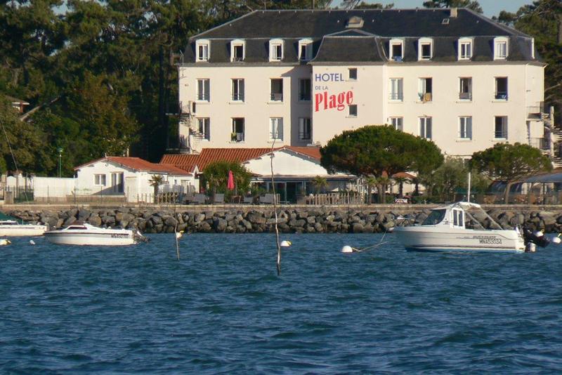 Отель Hôtel De La Plage