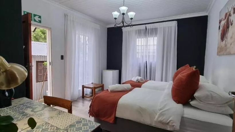 ペンション Bo Kamer Guesthouse