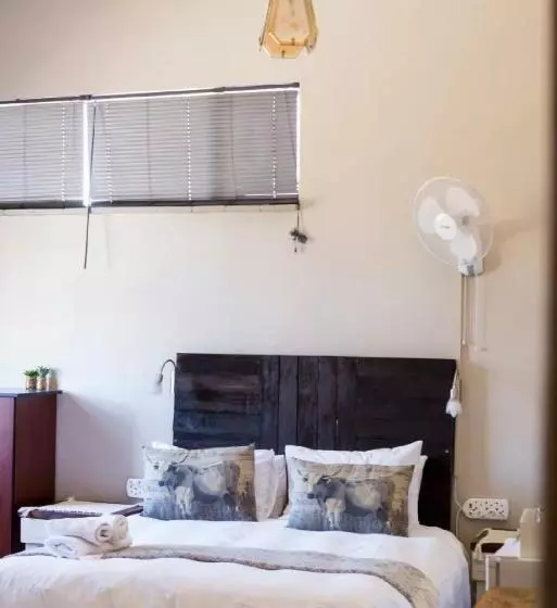 ペンション Bo Kamer Guesthouse