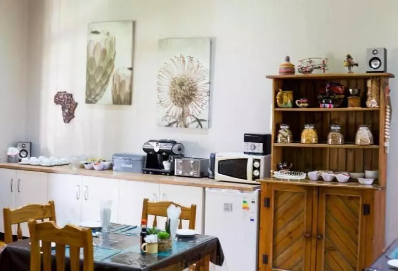 ペンション Bo Kamer Guesthouse