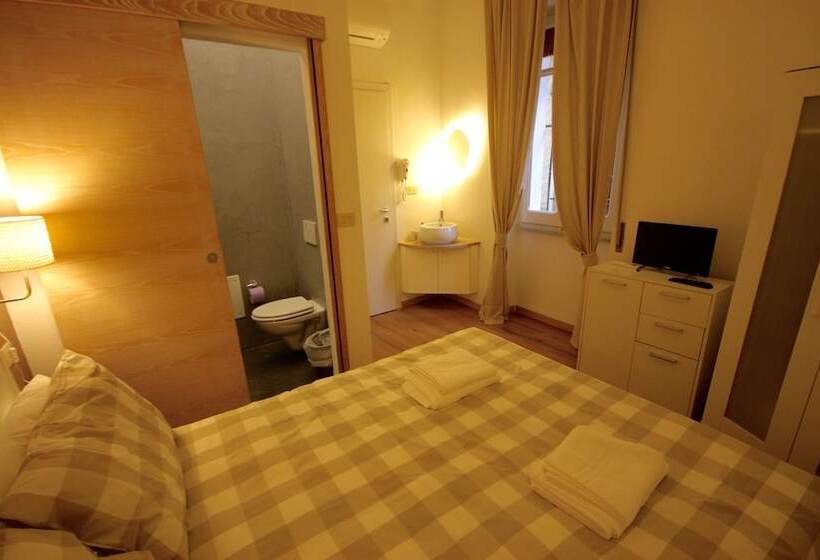 پانسیون Gold Dream