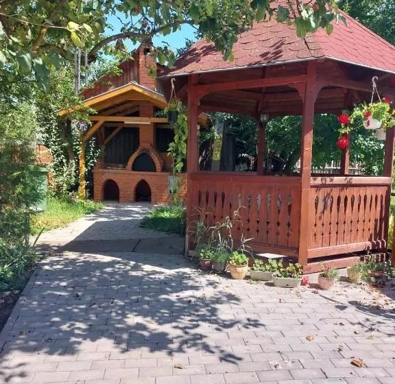 Aamiaismajoitus (B&B) Tulipános Vendégház