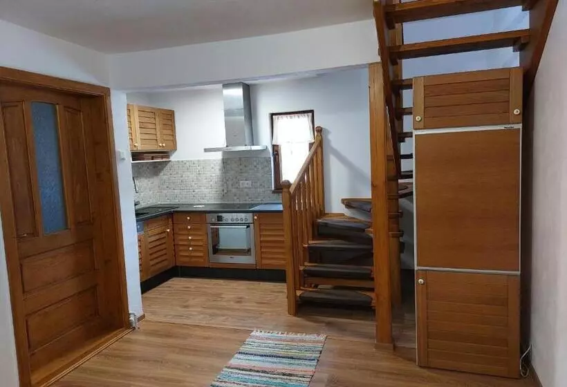 Aamiaismajoitus (B&B) Tulipános Vendégház