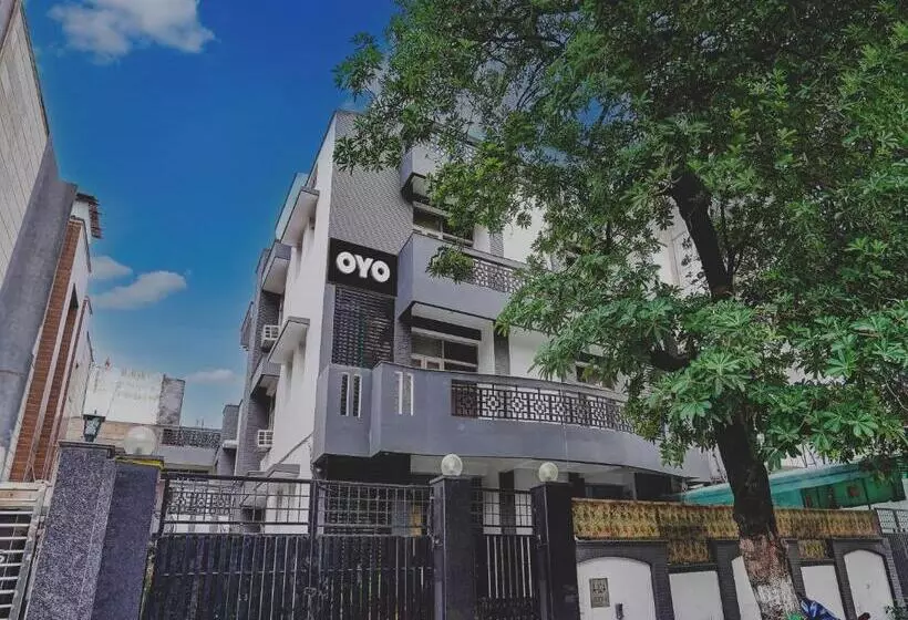 Hotelli Capital O Bk House