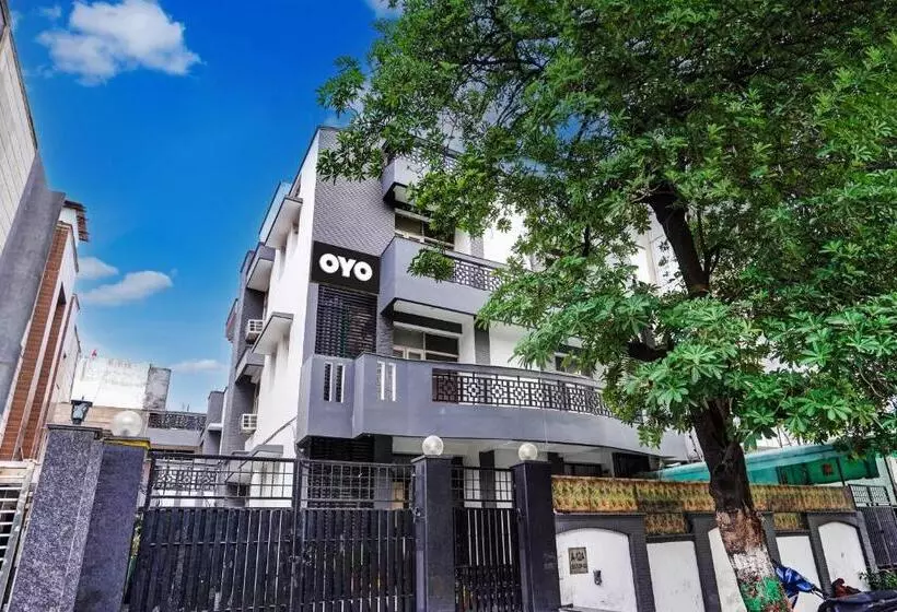 Hotelli Capital O Bk House