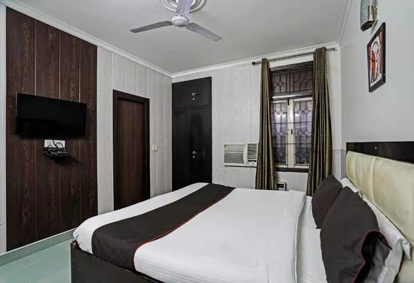 Hotelli Capital O Bk House