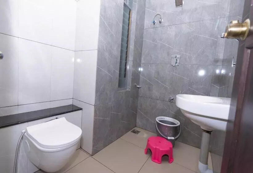 Hotelli Chiranjeevi Kolhapur