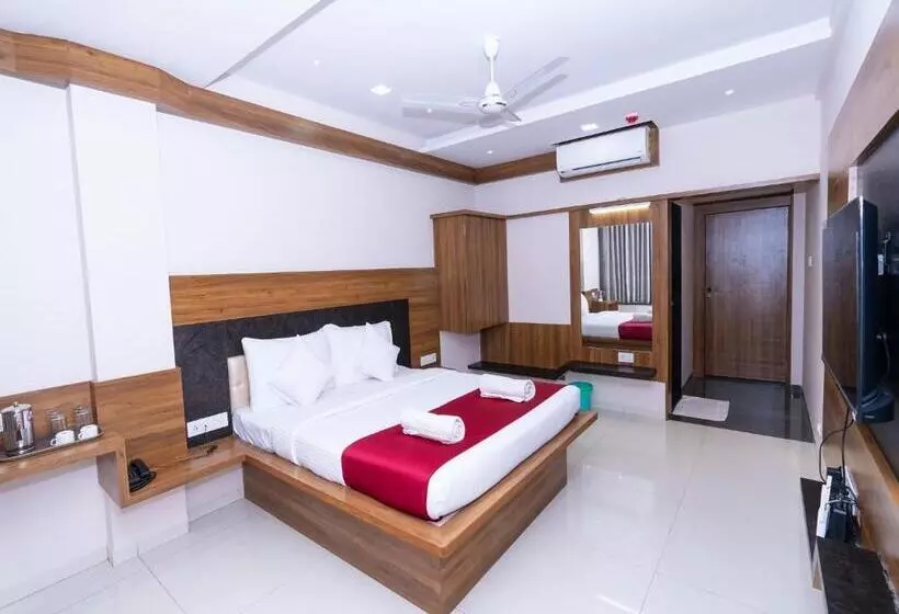 Hotelli Chiranjeevi Kolhapur