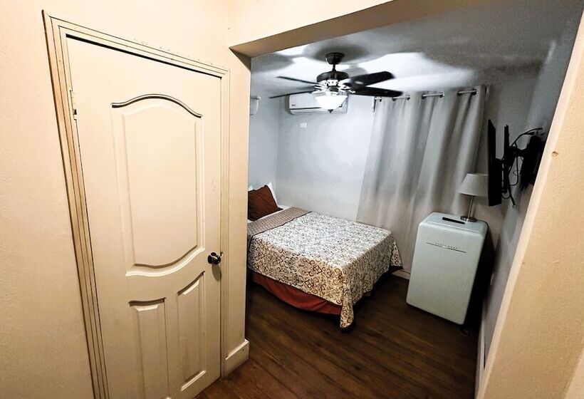 Mira Mar Hotel Y Restaurante