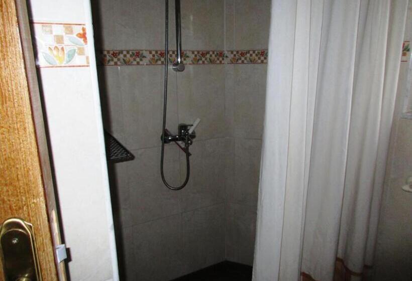 تختخواب و صبحانه Rnr Bednbreakfast