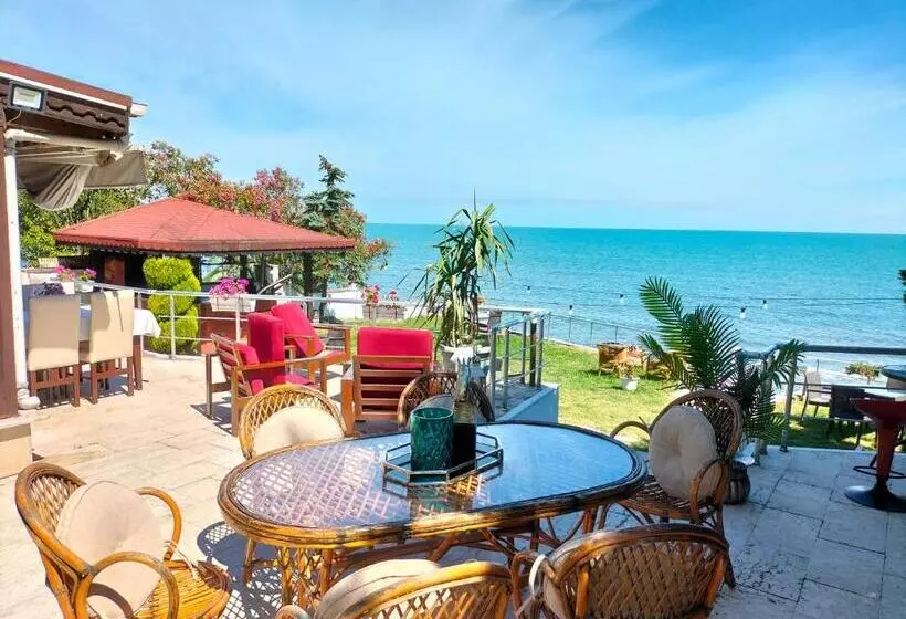Kumsal Otel