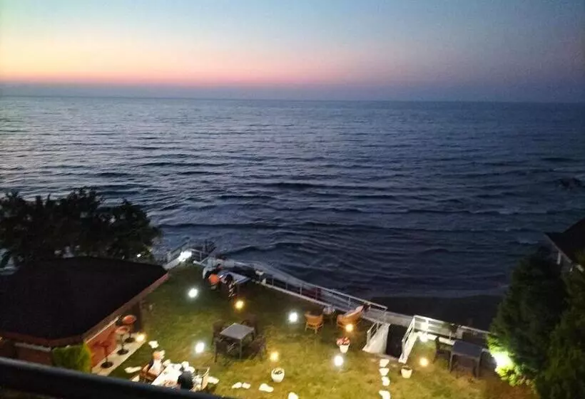 Kumsal Otel