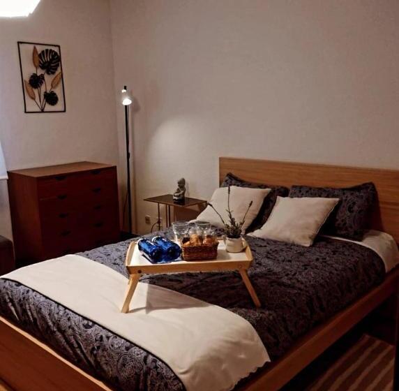 پانسیون Posada Madrileña