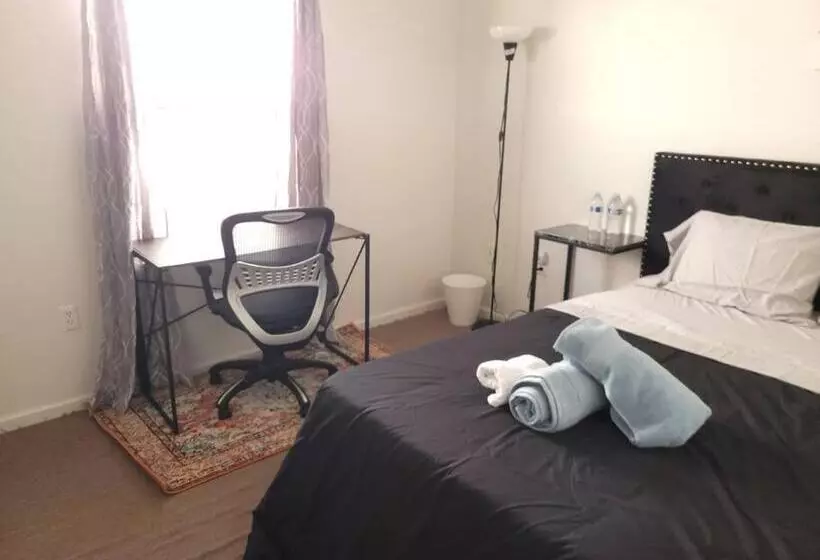 ベッドアンドブレックファースト Emerald Guest Room 2c