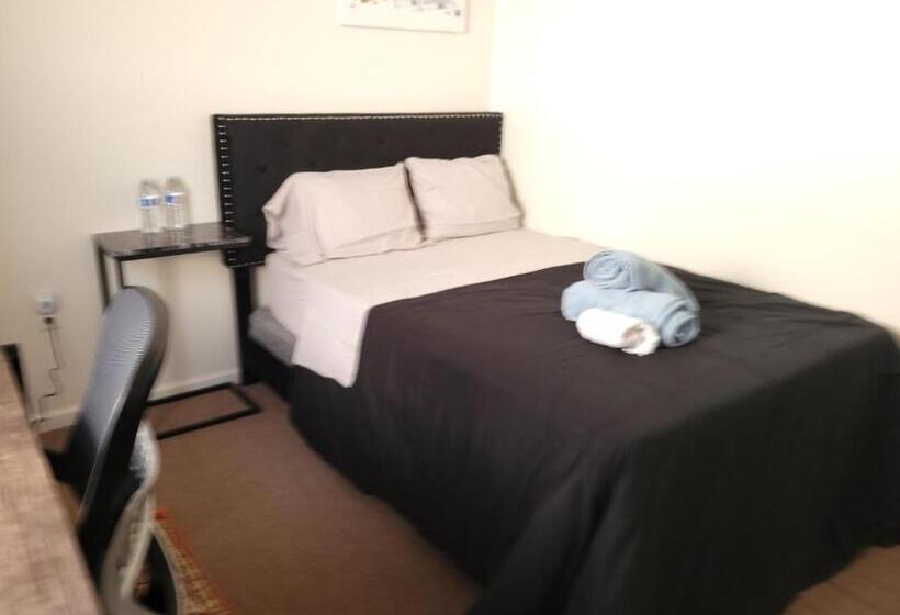 تختخواب و صبحانه Emerald Guest Room 2c